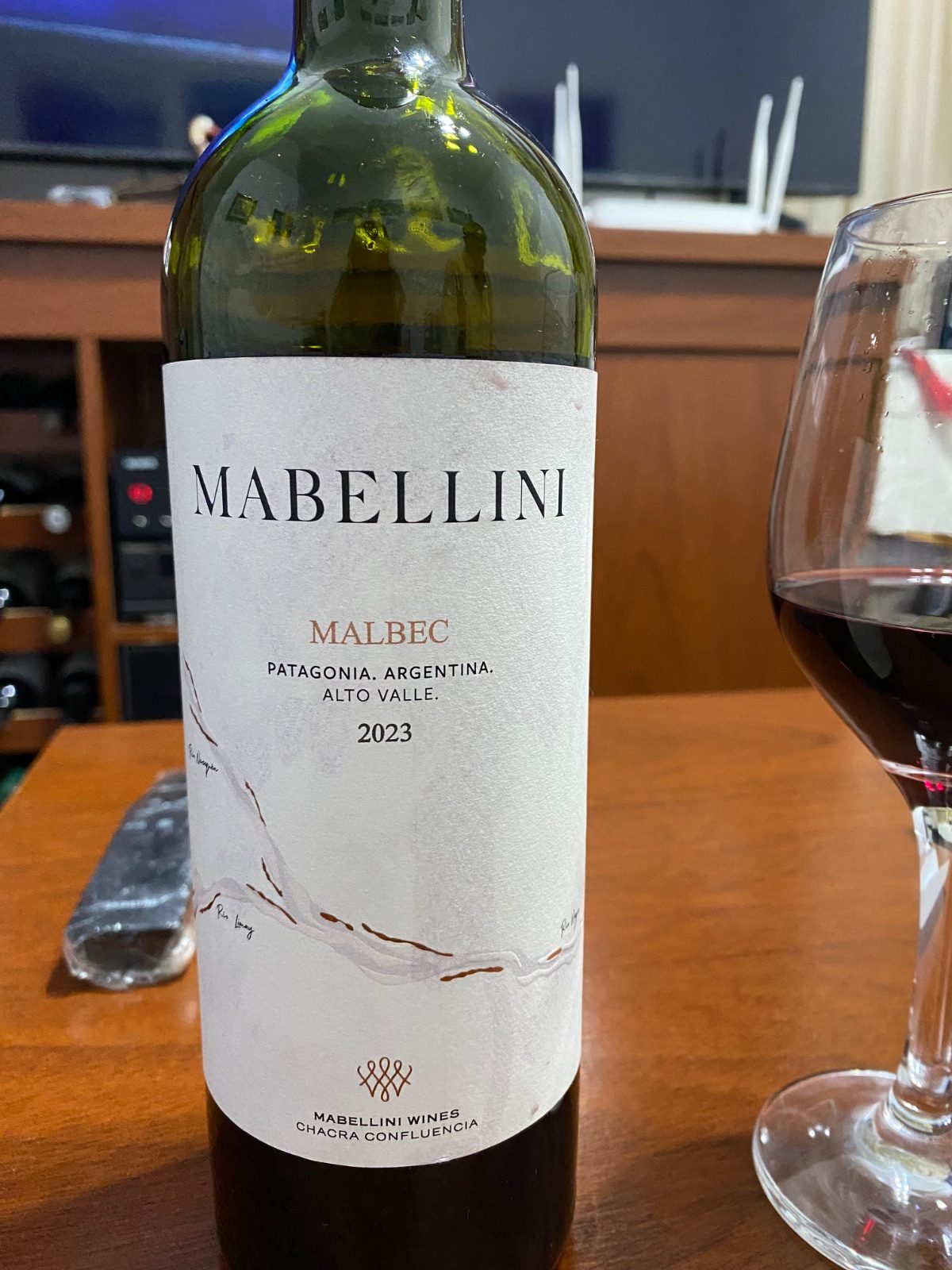 Botella de vino Malbec 2023